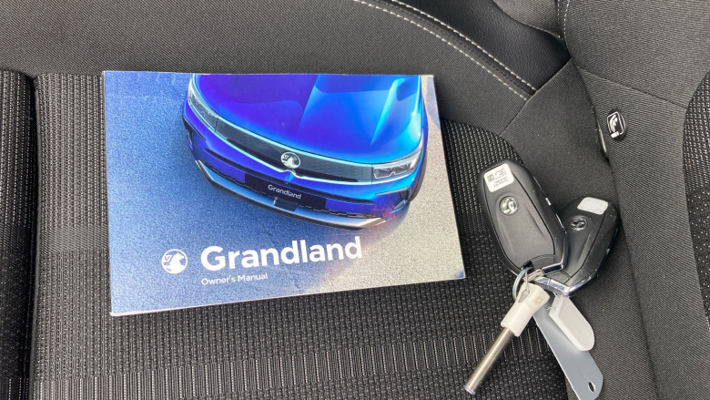 Vauxhall Grandland 1.2 Turbo Elite 5dr Auto Petrol Hatchback